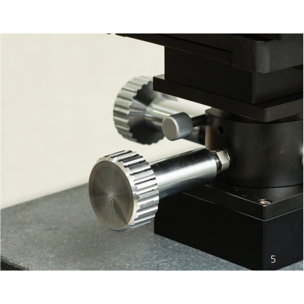 Noncontact 3D Surface Measuring Instrument