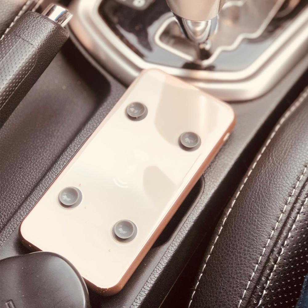 Octocell 5000mAh Wireless Dual USB Quick Charge Power Bank / Silver Color