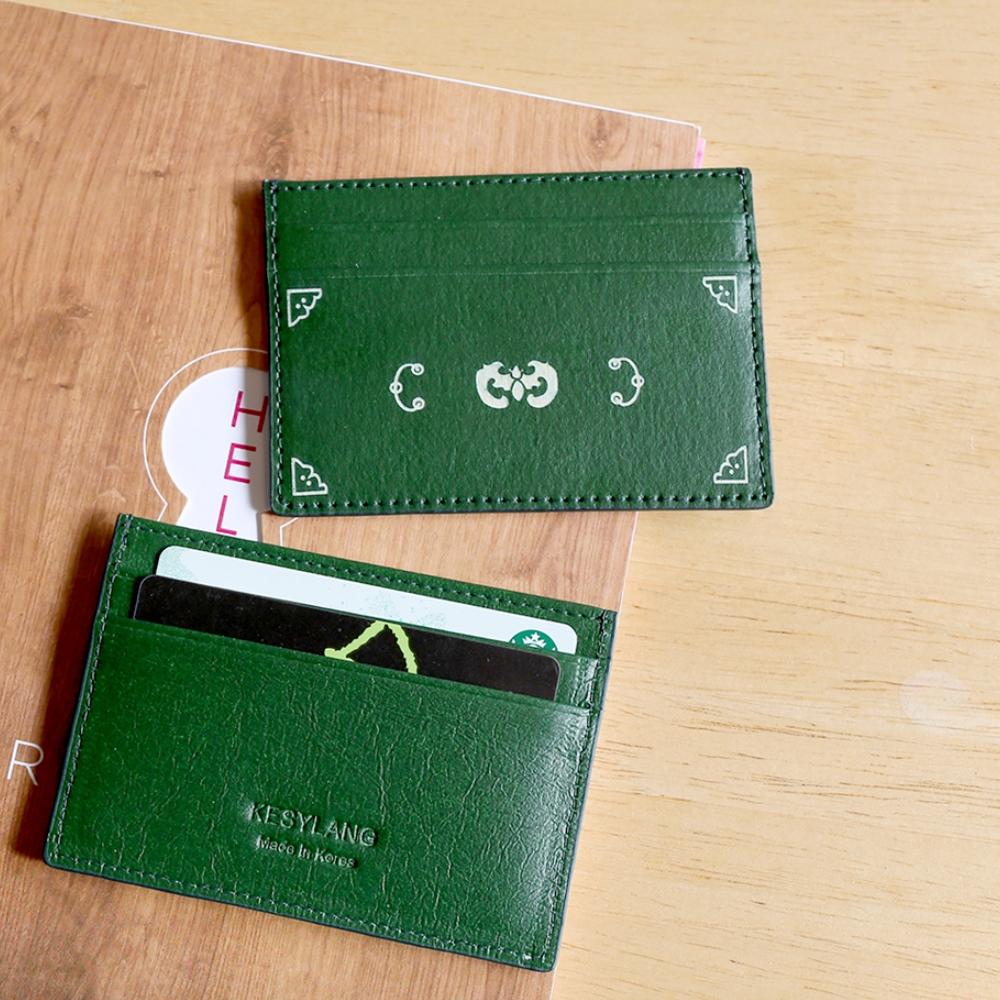 Bat pattern card wallet