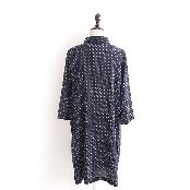 Madam Grace Amor Slit Long Blouse