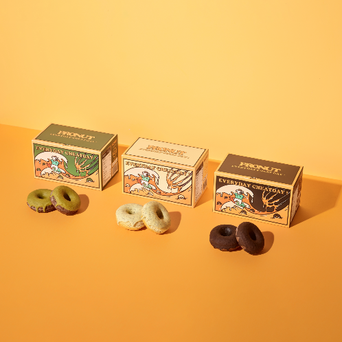 Protein Donut (6 flavors : Cacao, Green tea, Earl gray, Choco banana, Blueberry cheesecake, Strawber