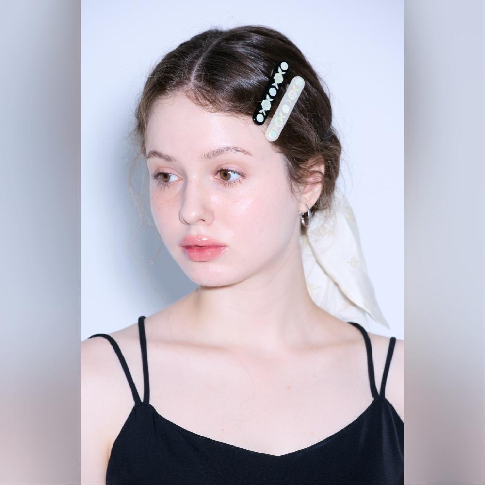 flower nacre hair clip