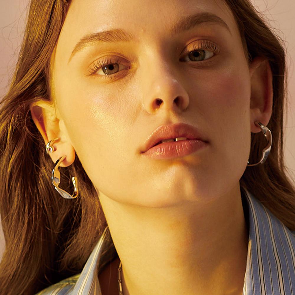 E10 [The Light of 6:17pm]